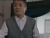 点击观看《《惊悚小说》完整版》
