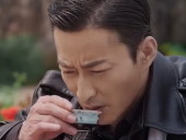点击观看《《倾听者》高清完整版》